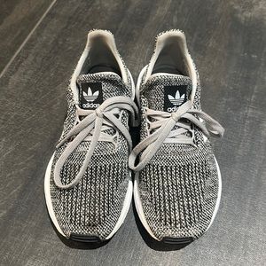 Adidas Women’s Swift Run sneakers